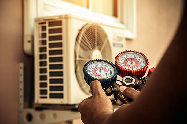 Professional Ac Installation technician working in Advance, NC